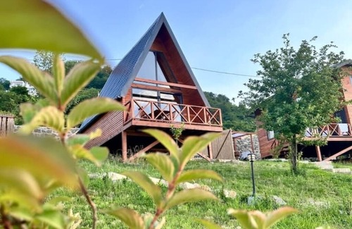 Bolaman House | Casa de Arte Üçgen Bungalov