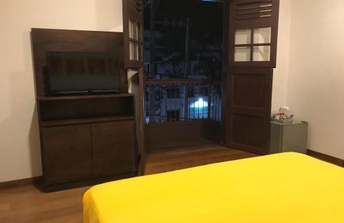 Garzon House | Casa de Balcones
