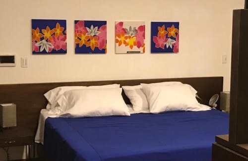 Garzon House | Casa de Balcones
