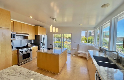 Hollywood Hills West House | Casa de Cielo-Live with the Stars! HOLLYWOOD HILLS, VIEWS & BEST LOCATION!