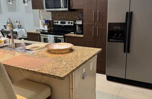 South Padre Island Apartment | Casa de Coral - Isla Residences - 4th Night FREE