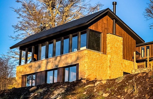 Lanin National Park Ski Chalet | Casa de design ideal para grupos grandes en San Martín de los Andes
