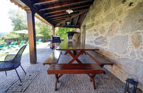 Paredes de Coura Villa | Casa de Eiro - Five Bedroom Villa, Sleeps 10