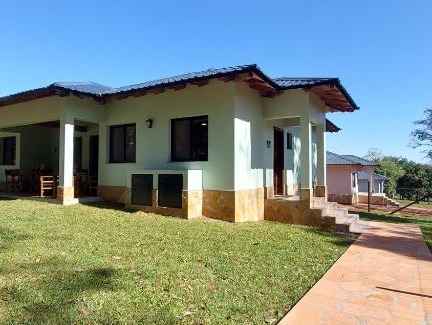 Hohenau Apartment | Casa de huéspedes Mariposa en manantial countryclub