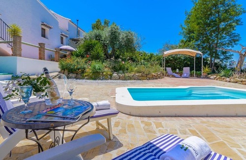 Benamargosa Villa | Casa de Juanito Viñuela by Ruralidays