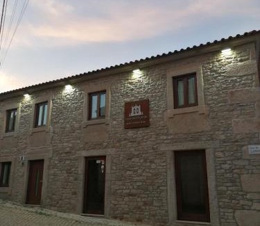 Mogadouro House | Casa de l' Eigreija