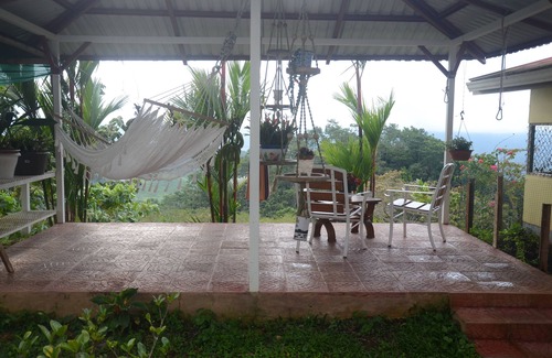 Turrialba Apartment | Casa de la Brujita - Double Room with Kitchenette and Garden Pavilion