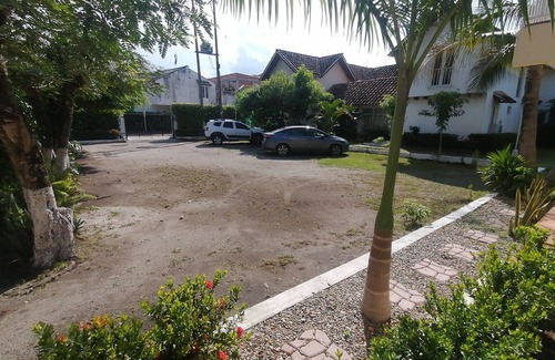 Honda House | Casa de las Palmas, beautiful rustic colonial house, suitable for your pets.