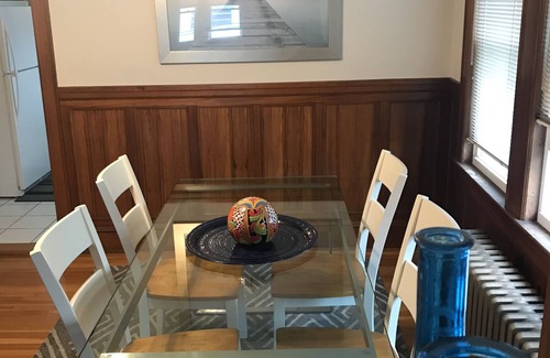 Winthrop Apartment | Casa de Los Clarey Boston Airport Beaches Off Street Parking Available