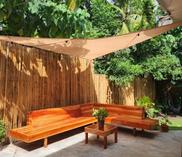 Basdiot House | Casa de Lucas