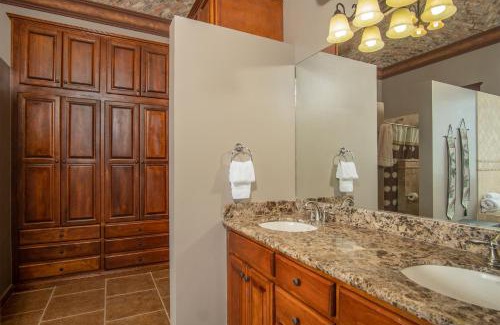 Backus House | Casa De Miguel