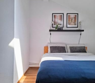 Orastie Apartment | Casa de pe colț
