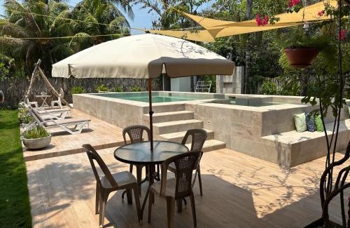 Acajutla House | Casa de playa para 15 personas con barbacoa y piscina