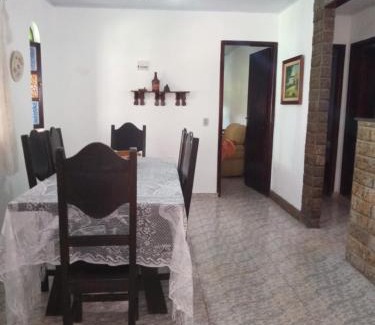 Jacone House | Casa de Praia em Jaconé - Centro de Jacone - Comércios e Mercado!