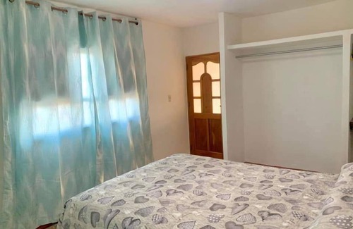 Holguin House | Casa de Renta Armonía