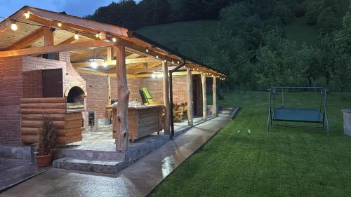 Banita House | Casa de vacanță Edya