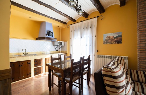 Cella Cottage | Casa del Agüelo: Apartment Peracense (4 people)