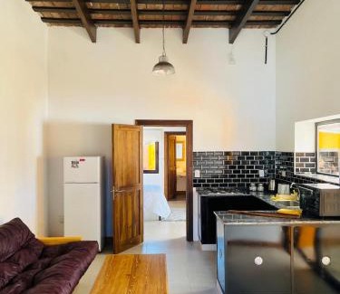 Duggan House | Casa del Correo