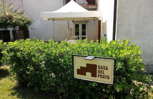 Roccaverano House | CASA DEL PRATO Farmhouse surrounded by greenery