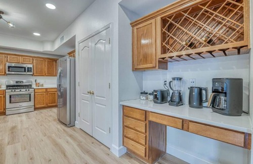 El Paso House | Casa Del Sol: Elegant Spanish-style Modern Home in Upscale Westside of El Paso