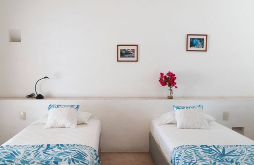 Las Playas Condo | Casa del Sol in Acapulco