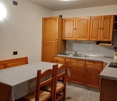 Villa di Chiavenna House | Casa di Canete