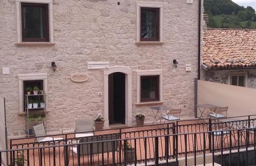 Gamberale Bed & Breakfast | Casa di Carmine 1915 - Solo Adulti