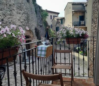 Montescudaio Apartment | Casa Diana Holiday Home