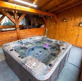 Marisel House | Casa din Deal