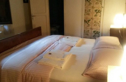 Lorenzana Bed & Breakfast | Casa Divina B&B - PISA - TUSCANY - YOGA NATURE Plant based - DEVOTION ROOM