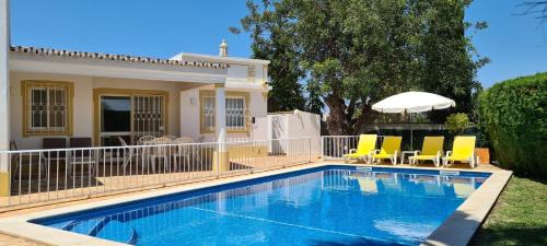 Guia Villa | Casa Dos Cedros