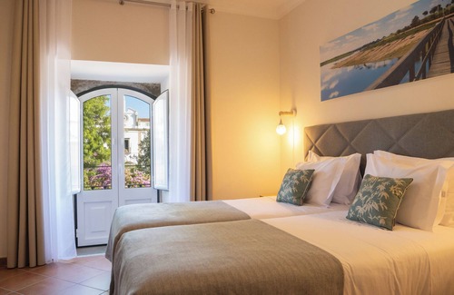 Mourao Hotel | Casa dos Lacerdas