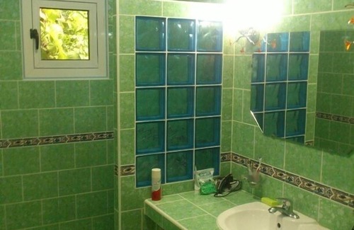 Reparto Playa House | Casa Edita