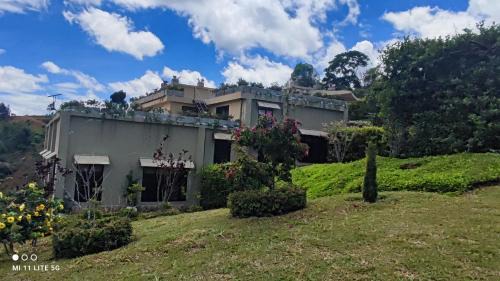 Curiti Villa | Casa El Encanto