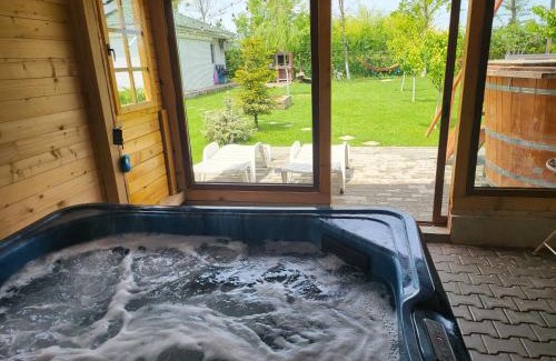Merei House | Casa Elis Piscina, Jacuzzy , Sauna, Ciubar