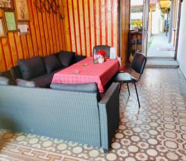 Baia de Fier House | Casa Emilia