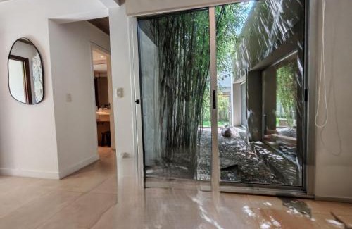 El Placer House | Casa en Barrio Cerrado en Rincón del Indio cerca del mar