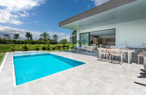 Caloto Villa | Casa en Club Campestre frente a Campo de Golf