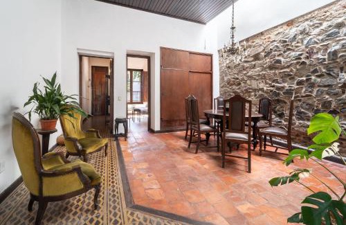 Barrio Historico House | Casa en el Casco Historico con Vista al Rio