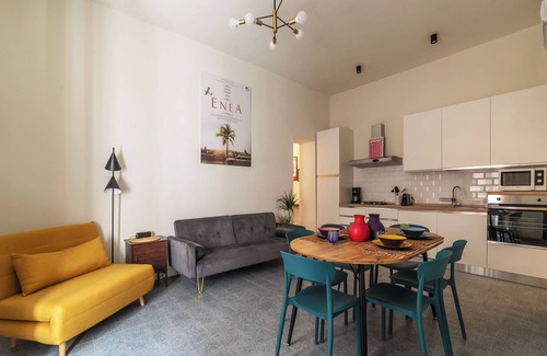Esquilino Apartment | Casa Enea - Pretty Homes