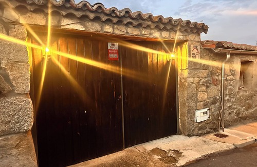 San Bartolome de Corneja House | CASA RURAL EL POZO
