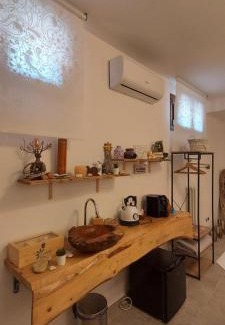 Acquaviva House | Casa F.