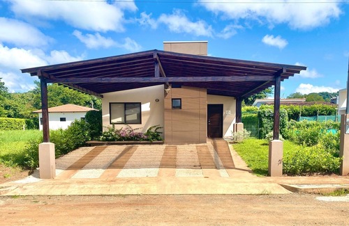 Santa Barbara House | Casa Fabali Tamarindo Beach
