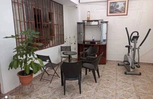 El Tambo House | Casa Familiar