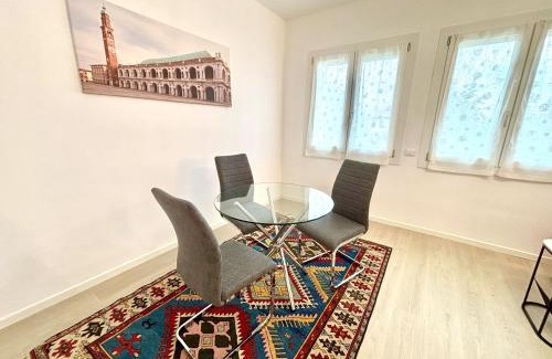 Camisano Vicentino Apartment | Casa fiorita