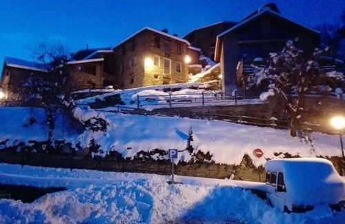 Llavorsi House | Casa Fonte Aidi, stay in the Catalan Pyrenees, fishing, hiking, skiing, peace, nature
