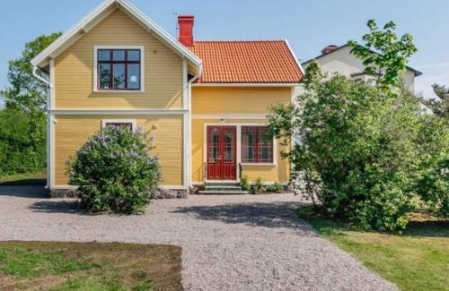 Hjo Municipality Apartment | Casa Fontenay charmig lägenhet nära stadsparken och Vättern