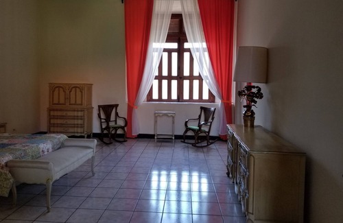 Granada House | Casa Genesis Colonial Mansion in Granada