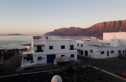 Caleta de Famara Apartment | Casa Georgina