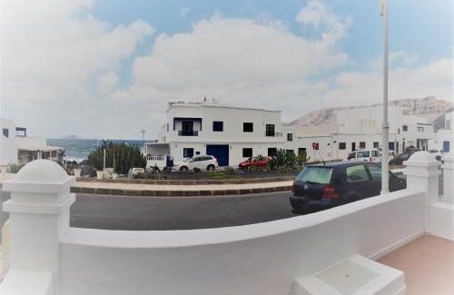 Caleta de Famara Apartment | Casa Georgina